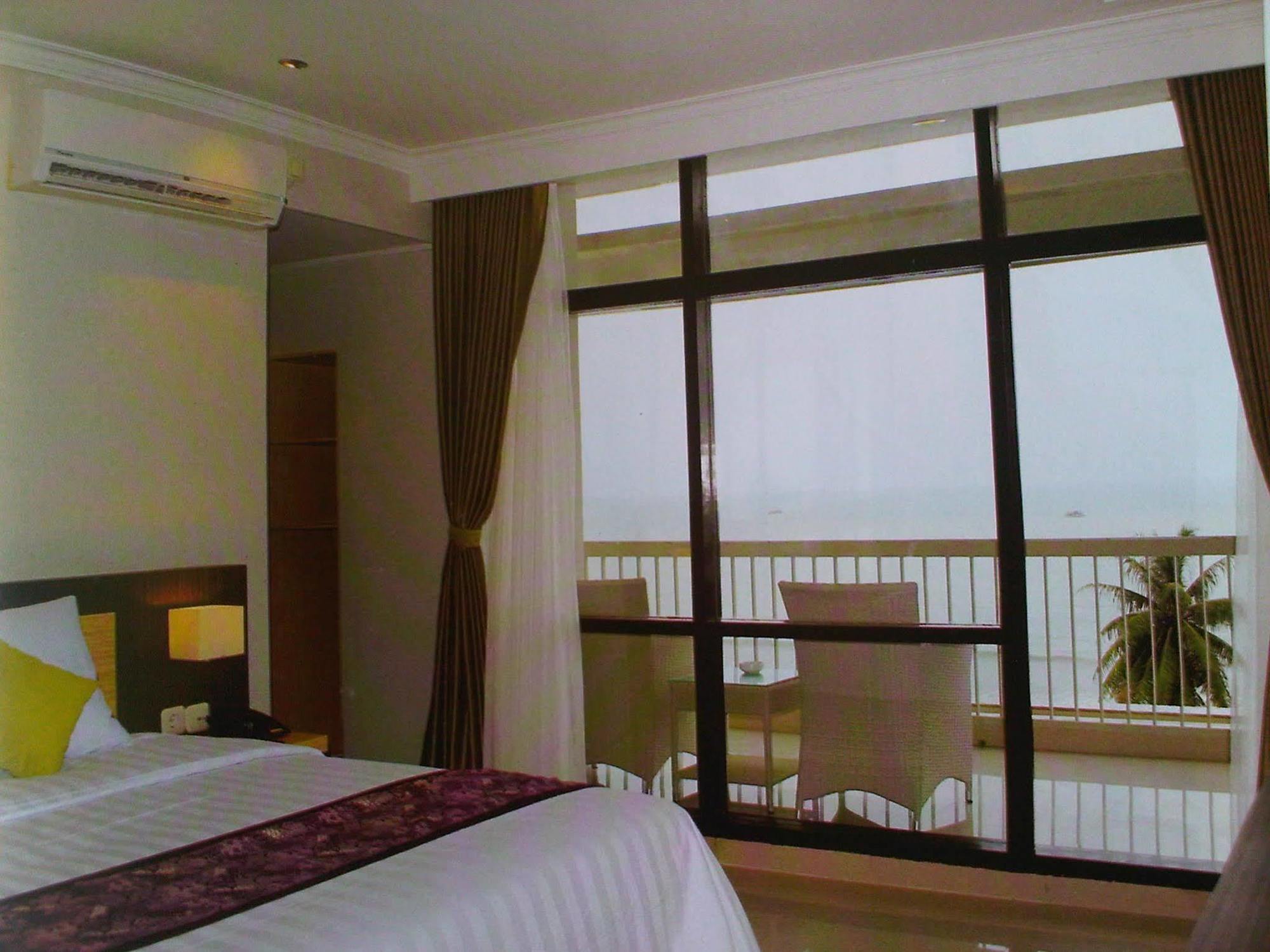 Grand Inna Samudra Beach Cimaja Dış mekan fotoğraf